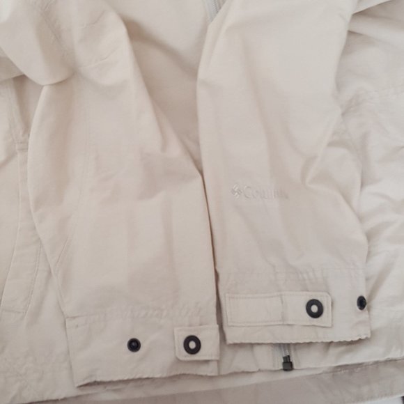 Women's  COLUMBIA Jacket Hoodies Size M  Color Cream - Picture 7 of 10